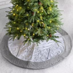 Glitzhome 48 in. White Faux Fur Christmas Tree Skirt with Grey Edge thumbnail 5