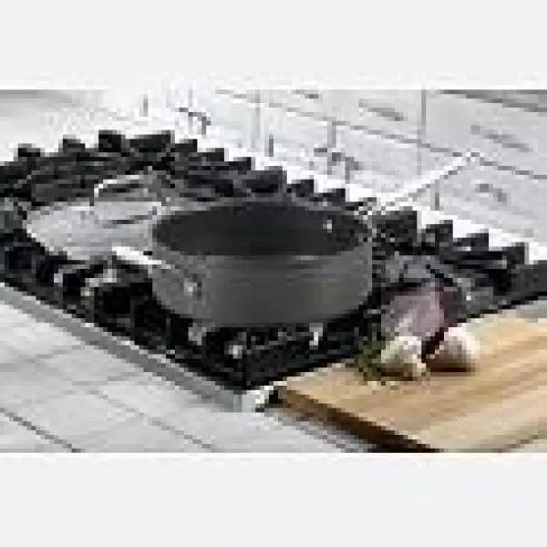 Cuisinart Chef's Classic 3.5 Qt. Hard-Anodized Aluminum Nonstick Saute Pan with Glass Lid, Black