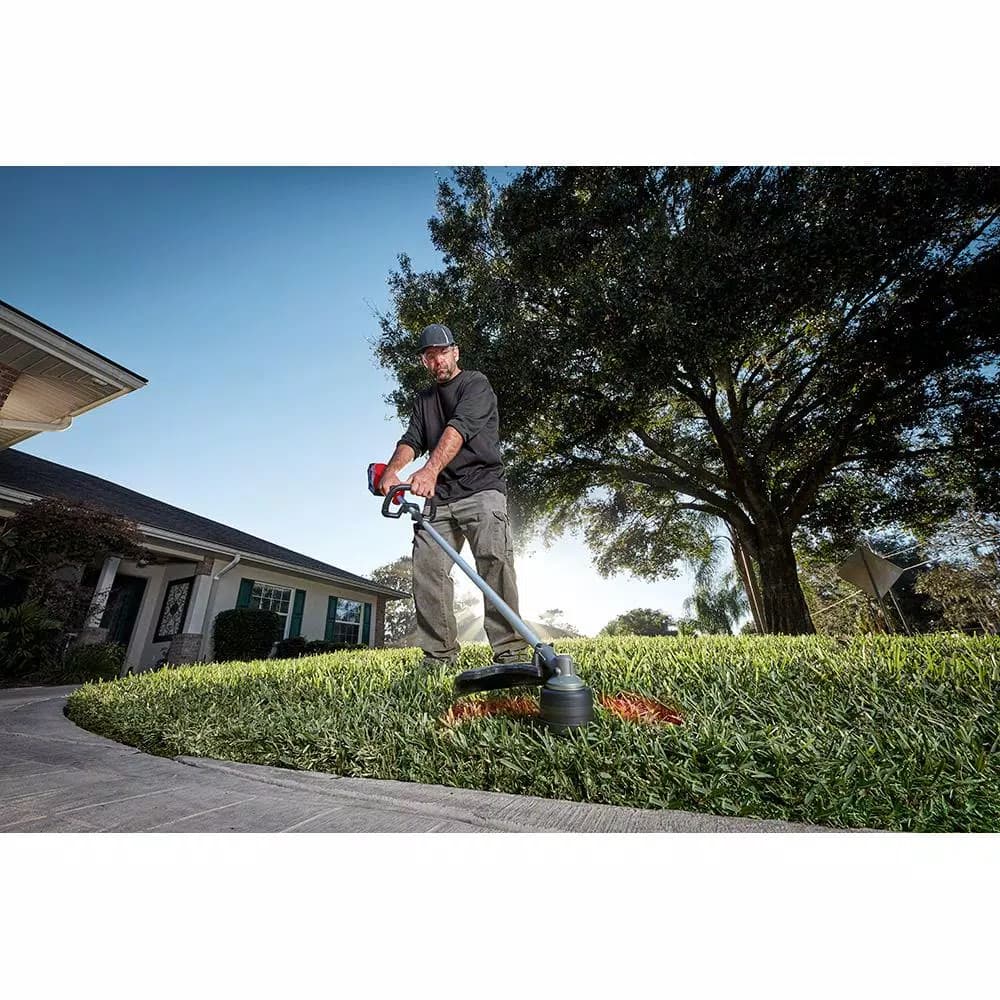 Milwaukee M18 FUEL 18V Brushless Cordless String Trimmer Kit with QUIK-LOK, 8 Ah Battery & Charger