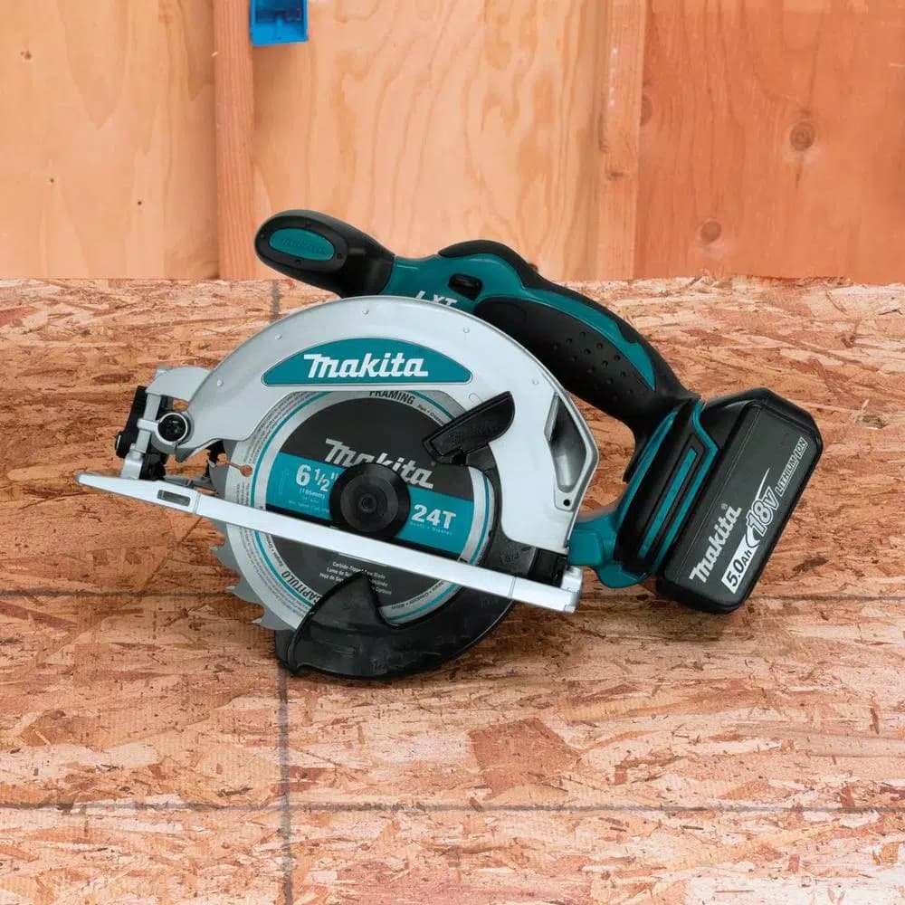 Makita 18V LXT Cordless 6-1/2 in. Circular Saw Kit with 2 5.0 Ah Batteries and Charger