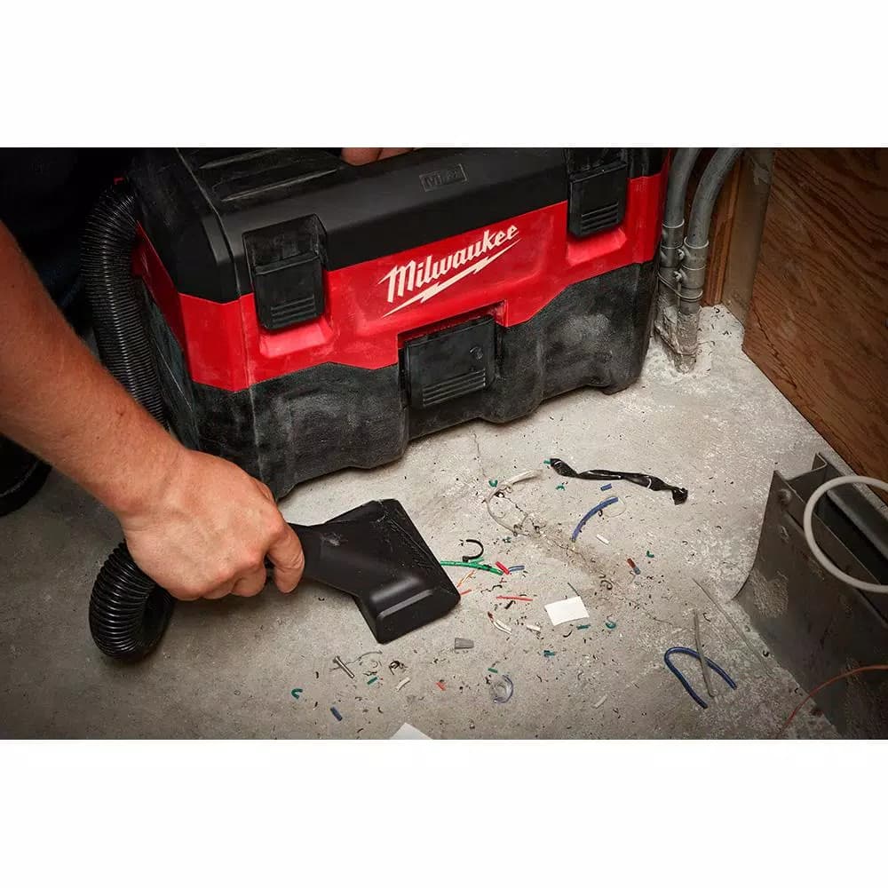 Milwaukee M18 18V Lithium-Ion 2 Gal. Cordless Wet/Dry Vacuum (Tool-Only)