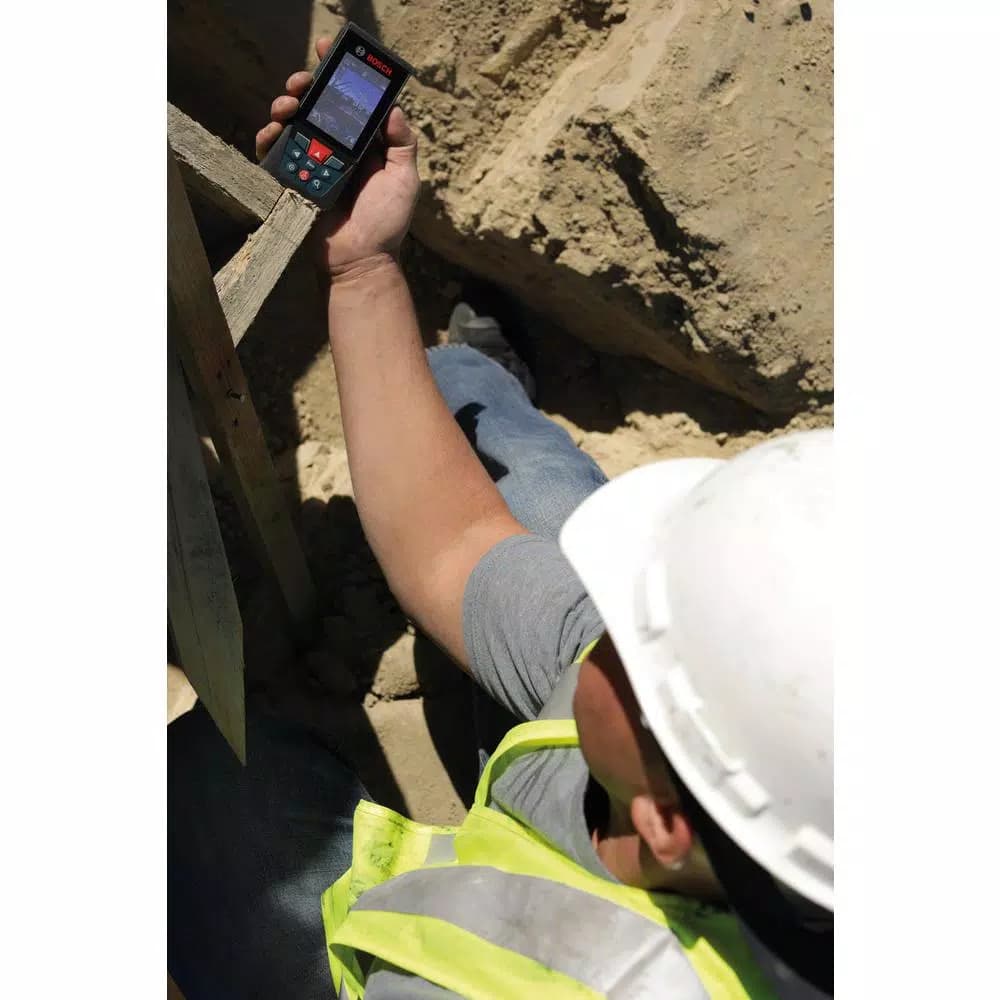 Bosch BLAZE GLM 400 C Outdoor Laser Measure with Digital Viewfinder and Bluetooth