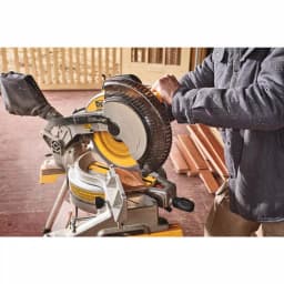 DEWALT DWS713 10 in. 15 Amp Corded Single Bevel Compound Miter Saw thumbnail 8