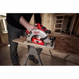 Milwaukee M18 18V Lithium-Ion Brushless 7-1/4 in. Circular Saw (Tool Only) thumbnail 10
