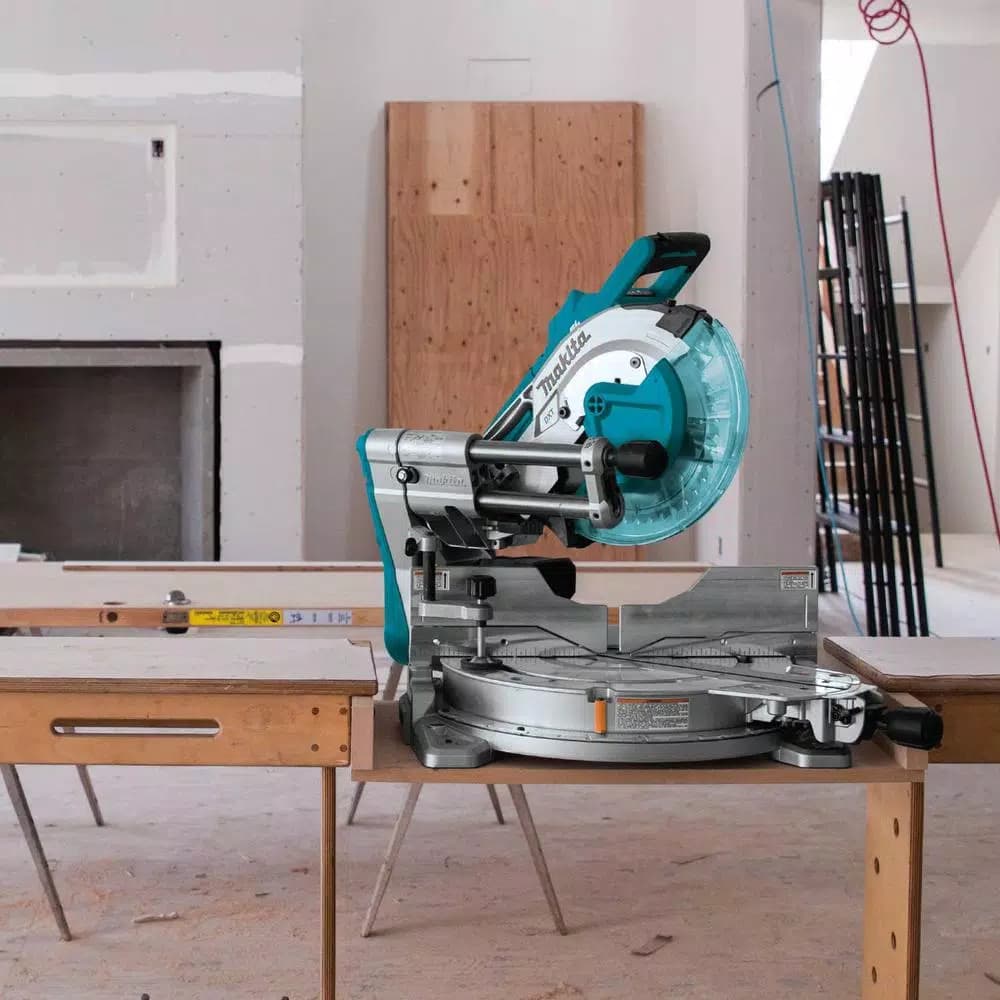 Makita 18V LXT Brushless Jig Saw, 10 in. Miter Saw, and 3-1/4 in. Planer Combo Kit with 5.0 Ah Battery & Charger