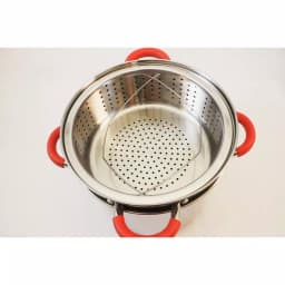 ExcelSteel 8 Qt. Stainless Steel Multi-Cooker Pasta Pot Set with Steamer Insert and Red Silicone Handles thumbnail 4