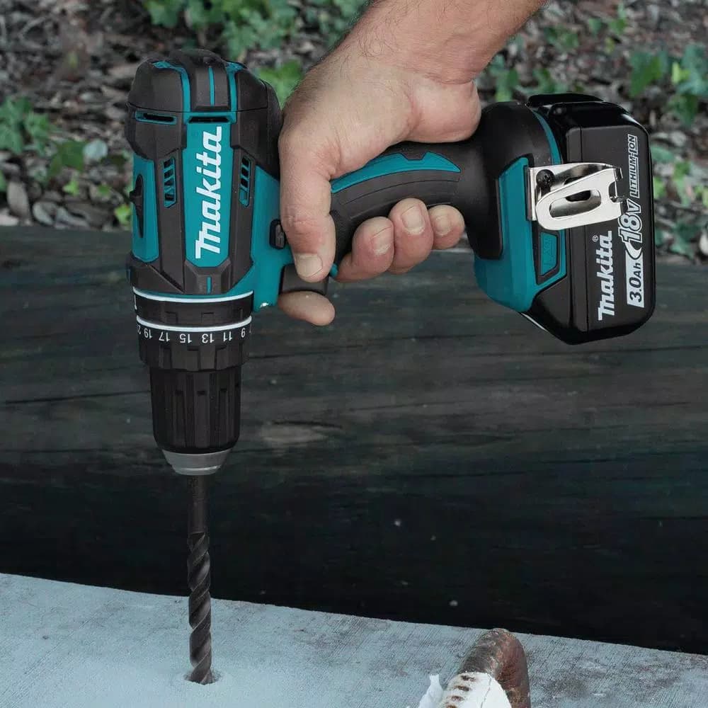 Makita 18V LXT Lithium-Ion Cordless 7-Piece Combo Kit (3.0Ah)