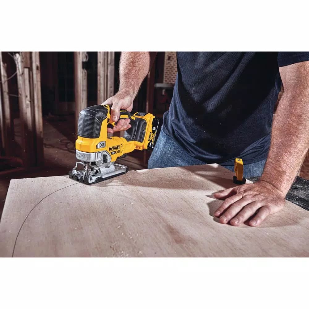 DEWALT DCS334B 20V MAX XR Cordless Brushless Jigsaw (Tool-Only)