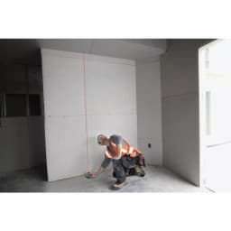 Bosch GLL 2 Self-Leveling Cross-Line Laser and GLM 30 Laser Measure 2-Tool Combo Kit thumbnail 7