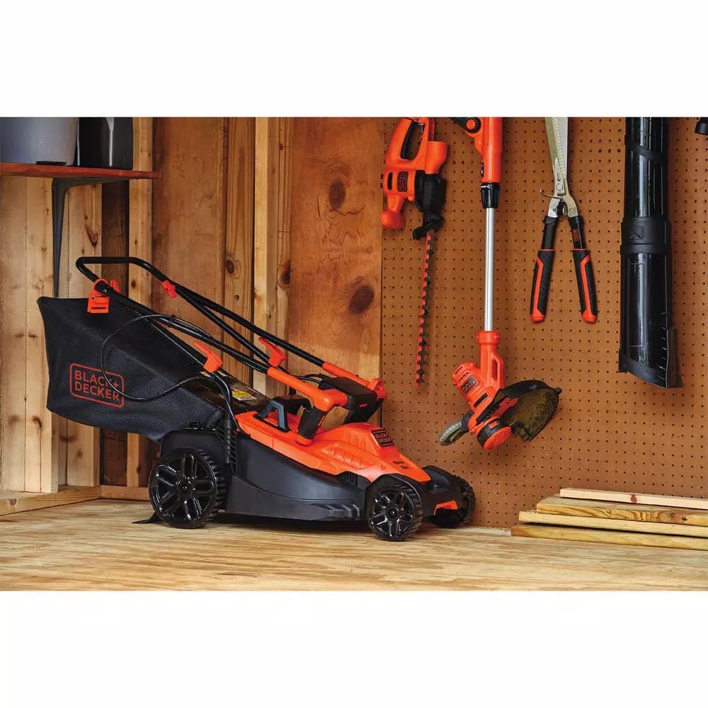 BLACK+DECKER 15 in. 10 Amp Corded Electric Walk Behind Push Lawn Mower with Bagger