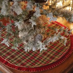 VHC Brands Claren 21 in. Cotton Cherry Red Plaid Christmas Tree Skirt with Gold Metallic Thread thumbnail 5