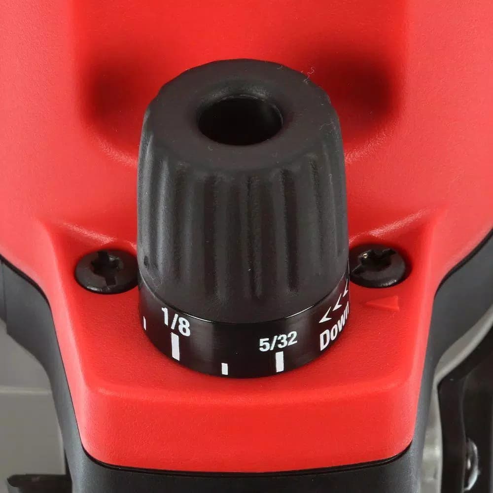 Milwaukee 2-1/4 HP Max Corded Router Kit with Impact-Resistant Carrying Case