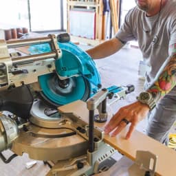 Makita 18V X2 LXT 36V 12 in. Brushless Dual-Bevel Sliding Compound Miter Saw Kit with Brad & Finish Nailer Bonus thumbnail 4