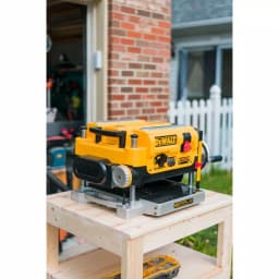 DEWALT 13 in. Corded Planer, 15 Amp, 20,000 RPM thumbnail 8
