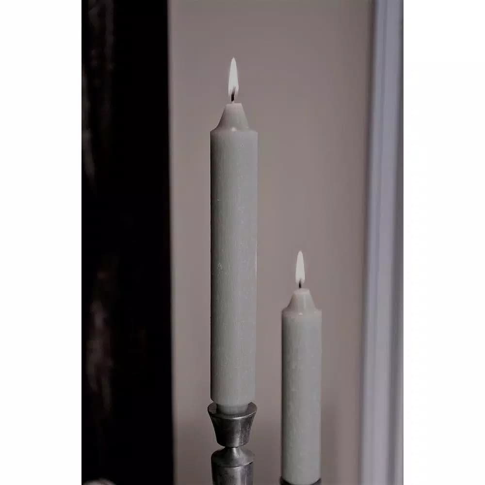 ROOT CANDLES A.I. Root 9 in. Timberline Collenette Platinum Taper Candles, Box of 4
