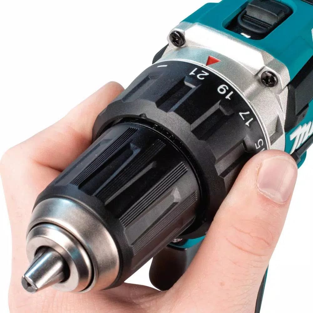 Makita 18V LXT Brushless 1/2 in. Driver-Drill Kit with Two 5.0 Ah Batteries, Charger, and Bag