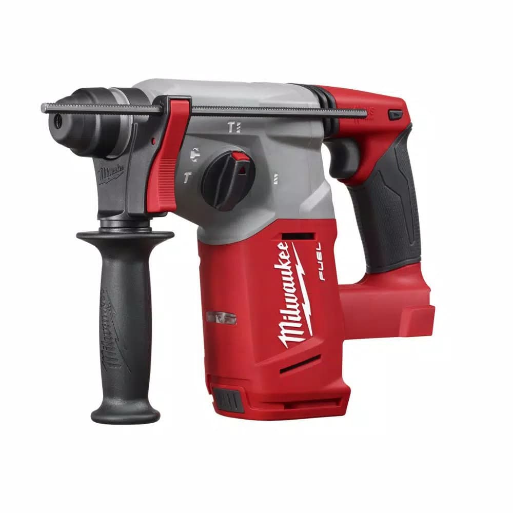Milwaukee M18 FUEL 1 in. SDS-Plus Rotary Hammer Kit with (2) 9.0 Ah Batteries and Rapid Charger