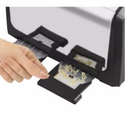 BLACK+DECKER 4-Slice Black Extra-Wide Slot Toaster with Browning Control and Dual Control Panels thumbnail 2