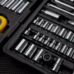 Stanley 170-Piece Mechanics Tool Set with Sockets, Wrenches, and Hand Tools thumbnail 6
