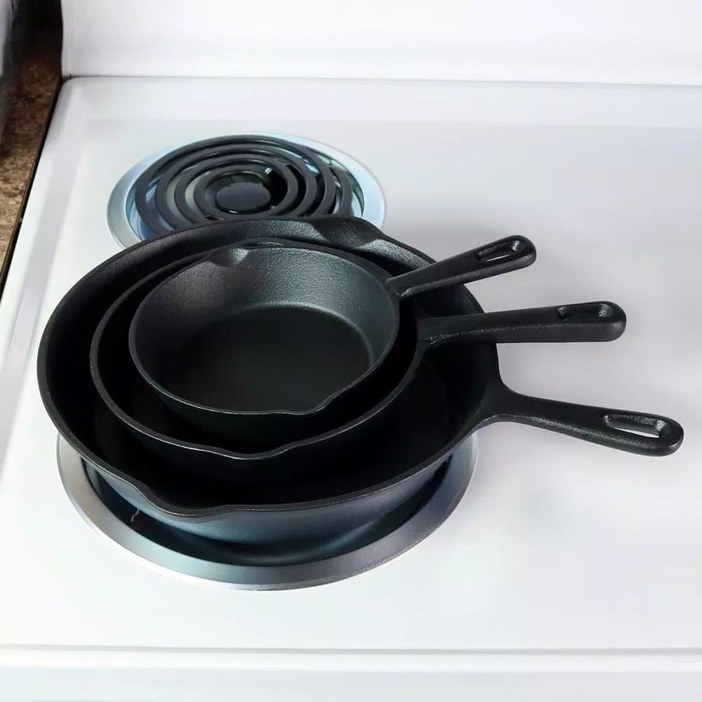 Sunnydaze Decor 3-Piece Cast Iron Skillet Set, Pre-Seasoned Black Cookware
