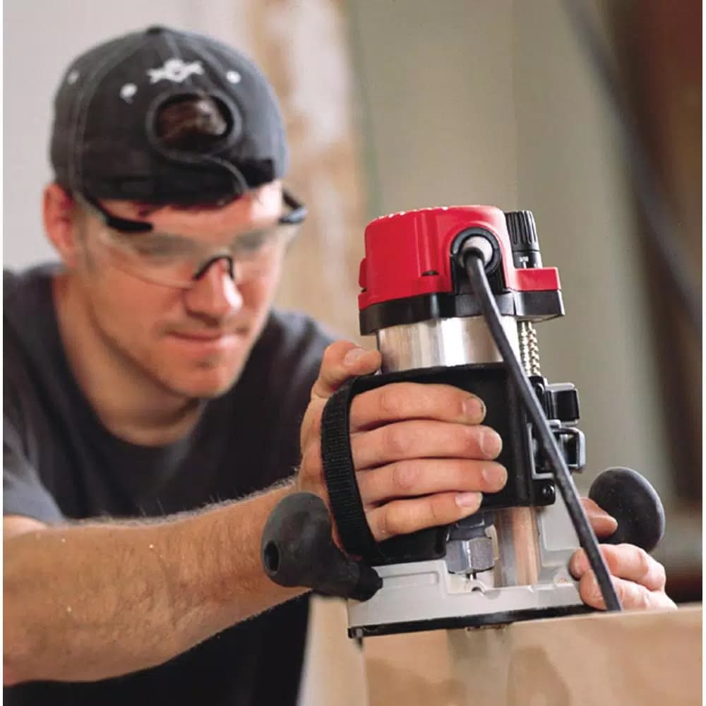 Milwaukee 5615-24 1-3/4 HP 11 Amp Multi-Base Corded Router Kit