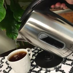 MegaChef Mega Chef 5-Cup Stainless Steel Electric Tea Kettle, 1.2L thumbnail 2