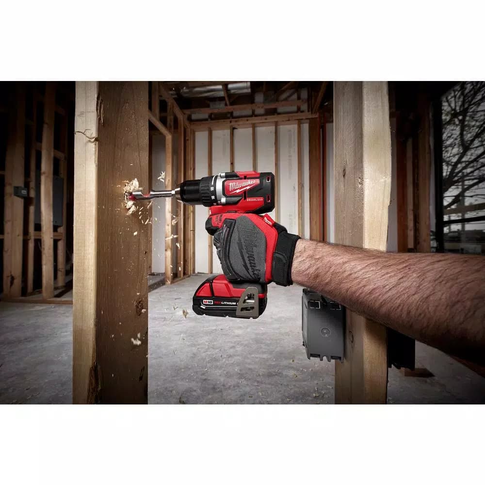 Milwaukee M18 18V Brushless Cordless 1/2 in. Compact Drill/Driver (Tool-Only)