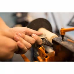 WEN 8 in. x 12 in. Variable Speed Midi Wood Lathe, 750-3200 RPM thumbnail 5
