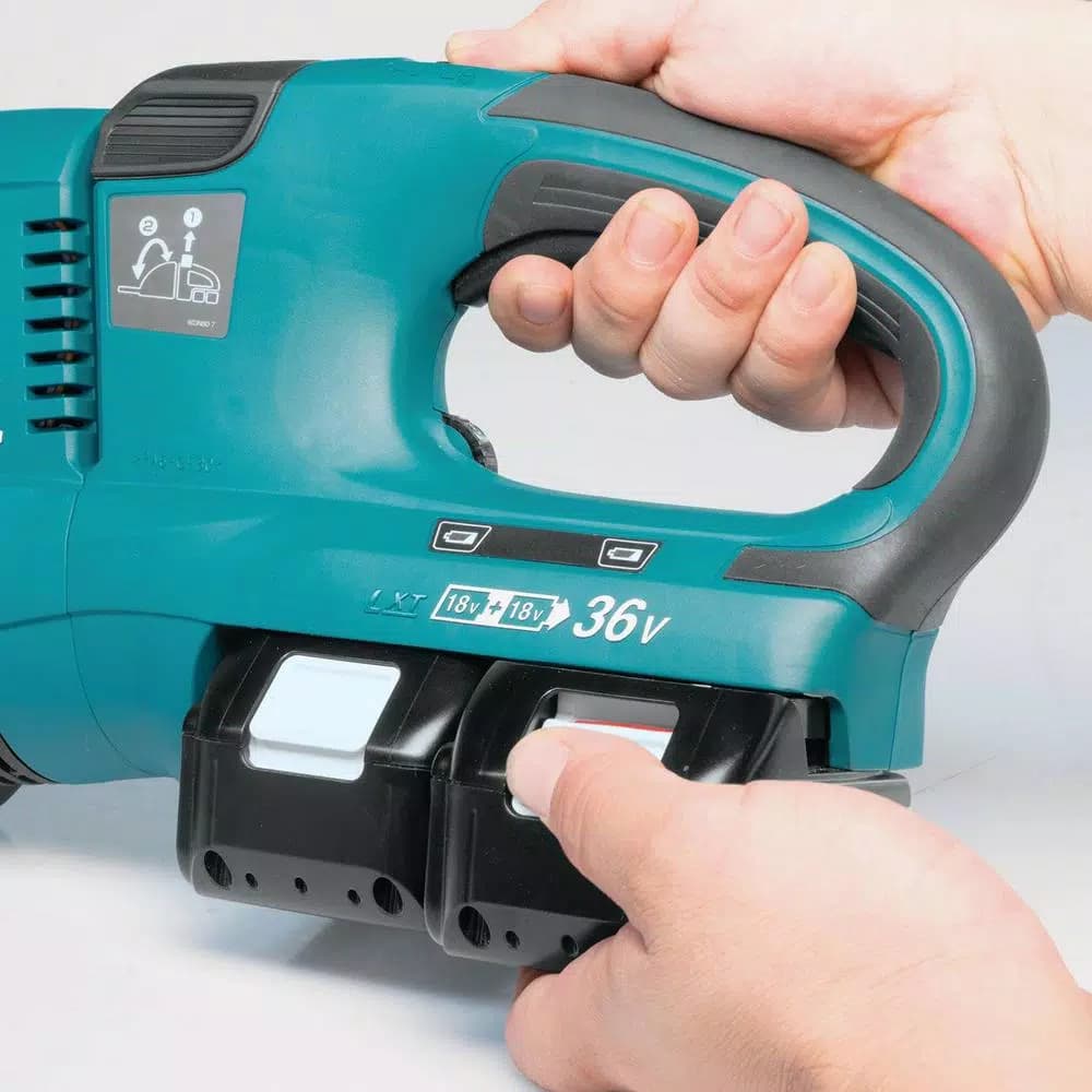 Makita 36V (18V x2) LXT Cordless Hedge Trimmer Kit with (2) 5.0 Ah Batteries and Dual Port Charger