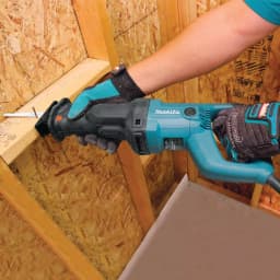 Makita JR3050TZ 11 Amp Corded Variable Speed Reciprocating Saw with Hard Case thumbnail 2