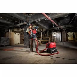 Milwaukee M18 FUEL SDS-MAX Rotary Hammer Kit with TWO 12.0 Ah Batteries & ONE-KEY thumbnail 11