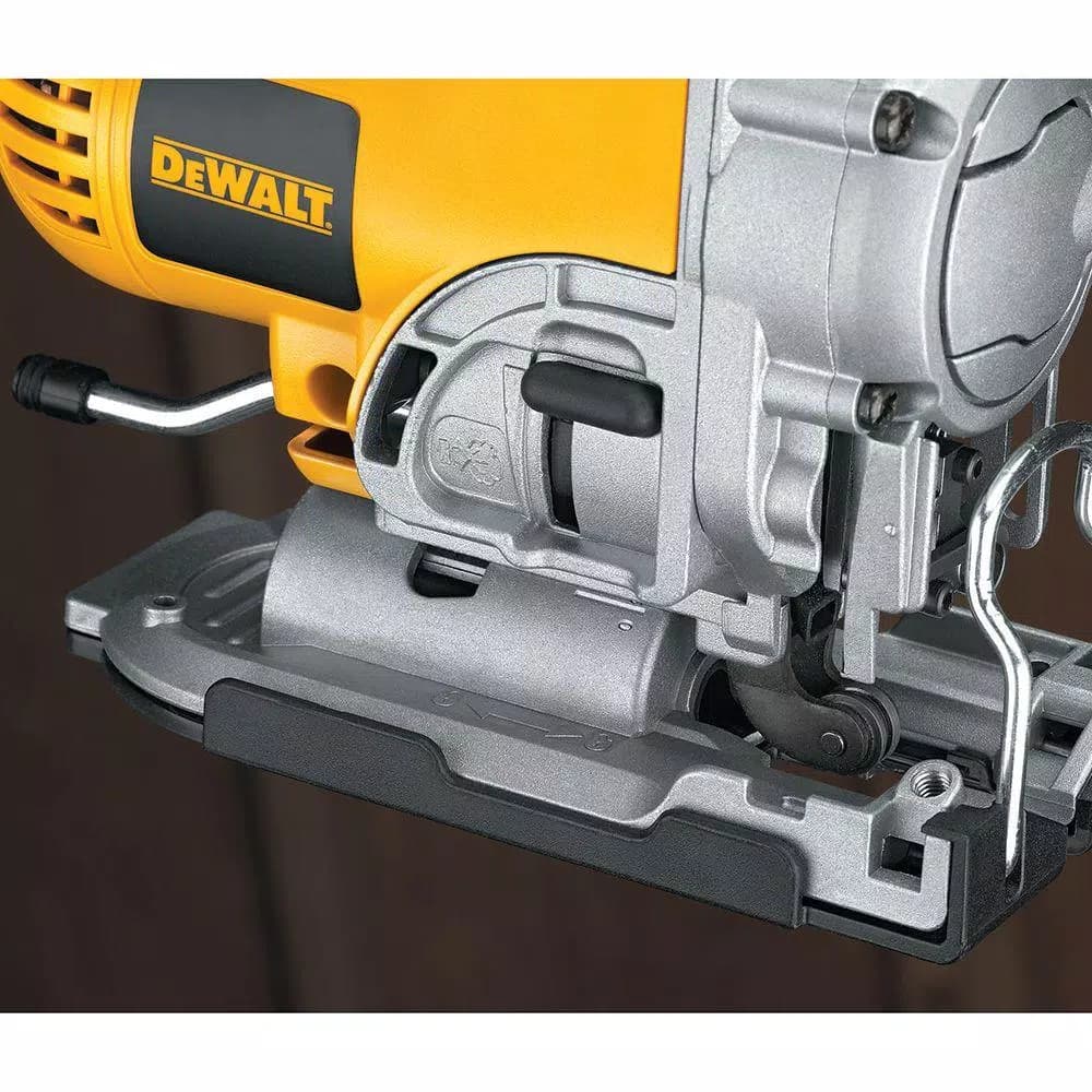 DEWALT 18V Ni-Cd Cordless Jig Saw with Keyless Blade Change (Tool-Only)