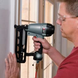 Porter-Cable 16-Gauge 2-1/2 in. Finish Nailer Air Tool Kit thumbnail 4