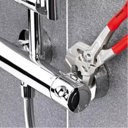 KNIPEX 10 in. Pliers Wrench with Smooth Parallel Jaws and Ratcheting Action thumbnail 4