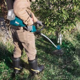 Makita 18V LXT Brushless Cordless Curved Shaft String Trimmer (Tool-Only) thumbnail 4