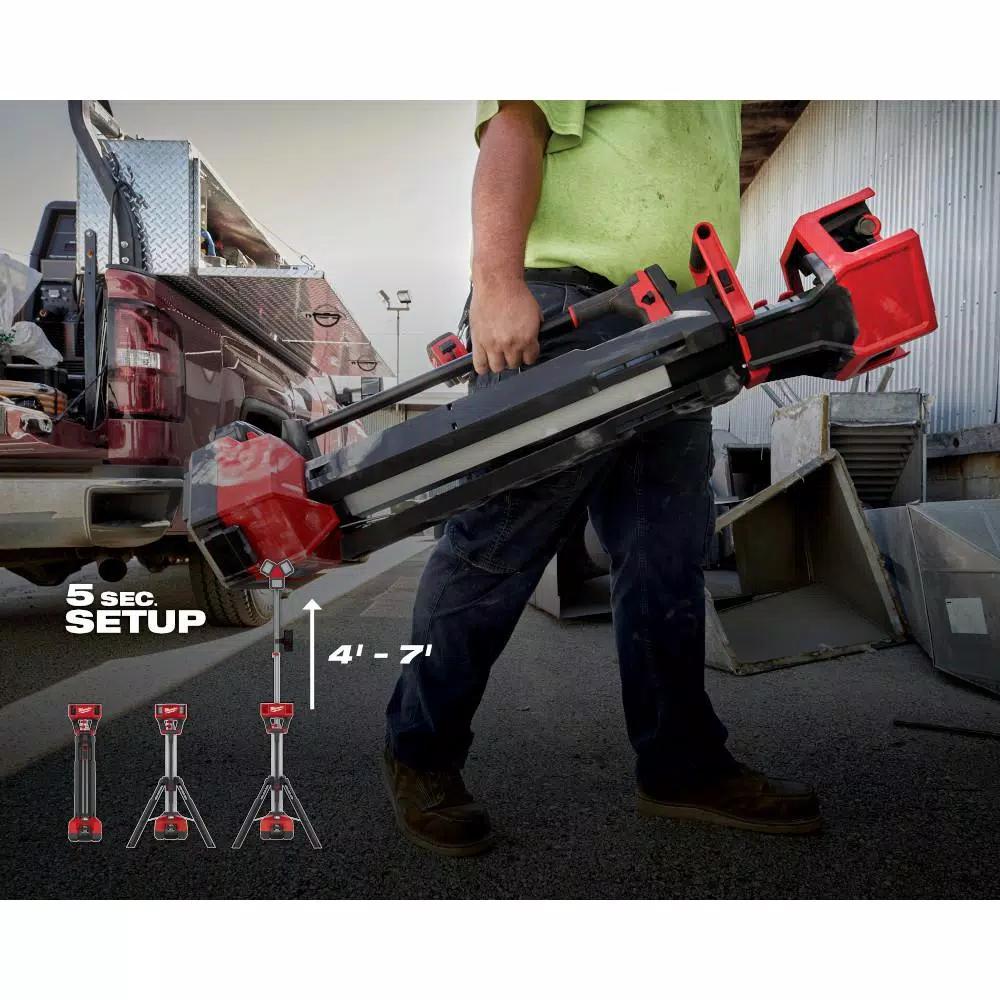 Milwaukee M18 ROCKET LED Tower Light/Charger Kit with 8.0 Ah Battery