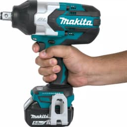 Makita 18V LXT Brushless 3/4 in. Square Drive High Torque Impact Wrench Kit with (2) 5.0Ah Batteries & Bag thumbnail 5
