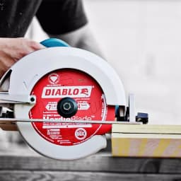 Diablo 7-1/4 in. 4-Tooth Polycrystalline Diamond (PCD) Tipped Fiber Cement Saw Blade thumbnail 7