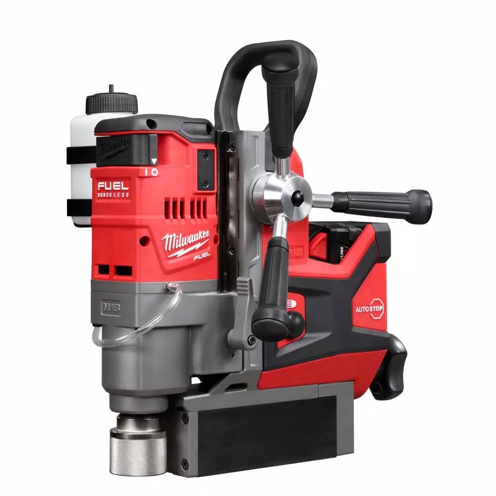 Milwaukee M18 FUEL 1-1/2 in. Lineman Magnetic Drill Kit with (2) 8.0 Ah Batteries