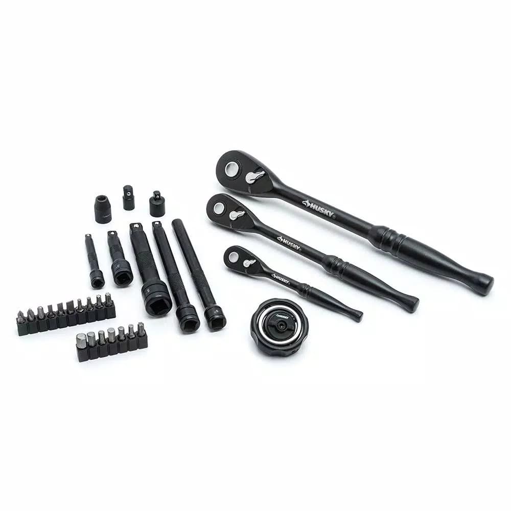 Husky 105-Piece Universal Mechanics Tool Set with 100-Position Ratchets and Knurl Grip Sockets