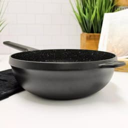 BergHOFF GEM 11 in. Cast Aluminum Nonstick Stir Fry Pan, Induction Compatible thumbnail 4
