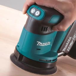 Makita 18V LXT Lithium-Ion 5 in. Random Orbit Sander Kit with 5.0Ah Battery and Charger thumbnail 7