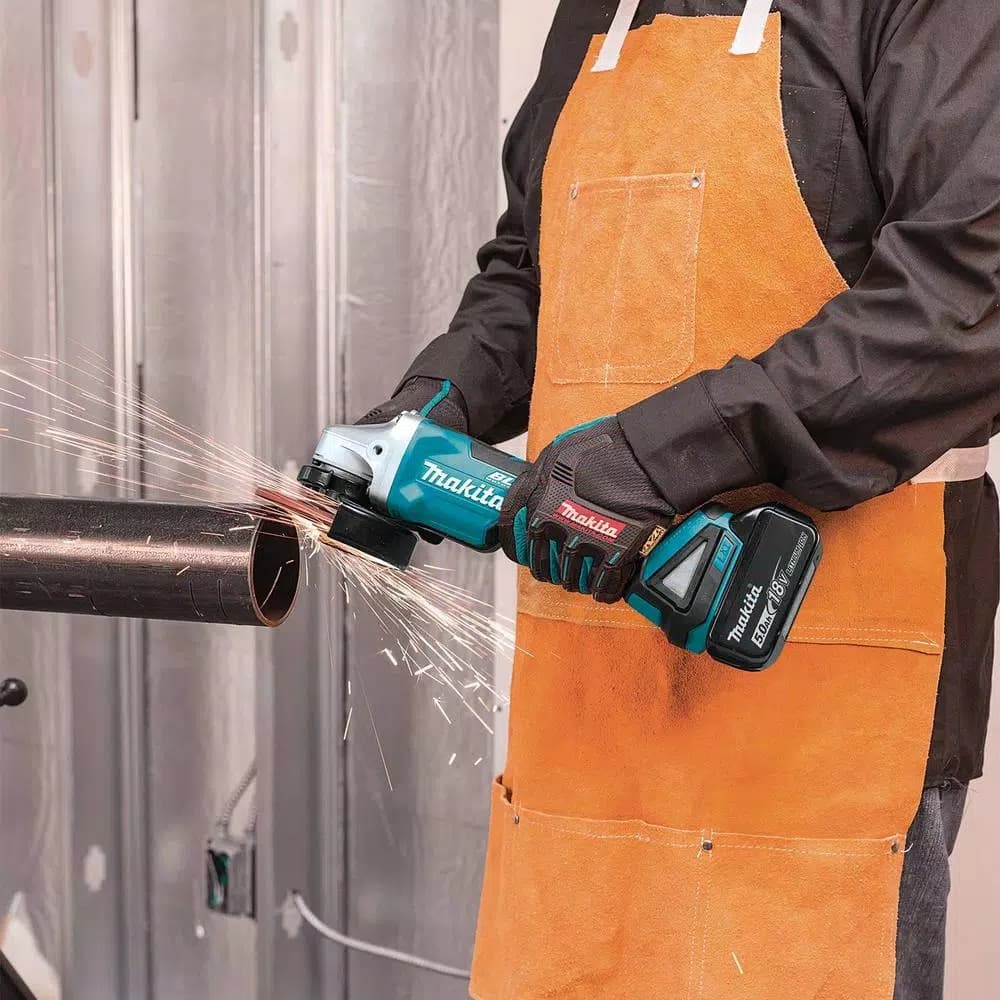 Makita 18V LXT Brushless 5 in. Cordless Angle Grinder Kit with 5.0Ah Battery & Charger