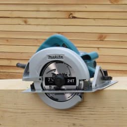 Makita 7-1/4 in. 15 Amp Corded Circular Saw with 24T Carbide Blade and LED Lights thumbnail 10