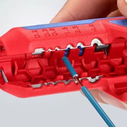 KNIPEX ErgoStrip Universal Wire Stripper, Cutter and Dismantling Tool for Metric Wires thumbnail 3