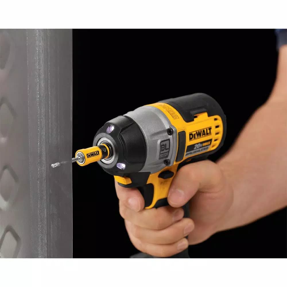 DEWALT MAXFIT 90-Piece Screwdriver Bit Set with Carrying Cases