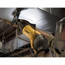 DEWALT DWE305 12 Amp Corded Reciprocating Saw thumbnail 11