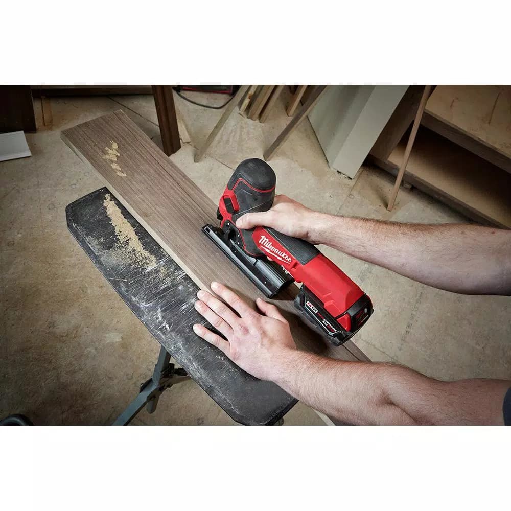Milwaukee M18 FUEL 18V Brushless Cordless Barrel Grip Jig Saw (Tool Only)