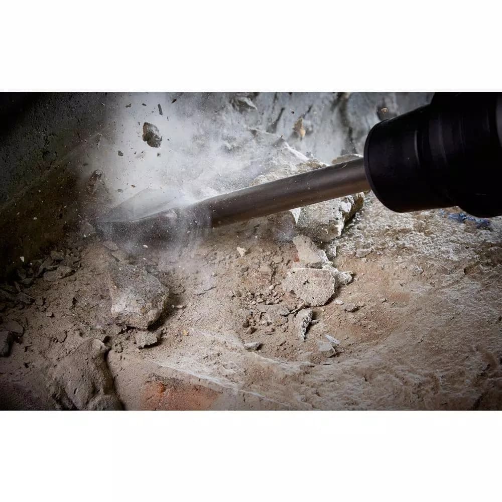 Milwaukee 1 in. x 18 in. SDS Max Flat Chisel for Concrete and Demolition