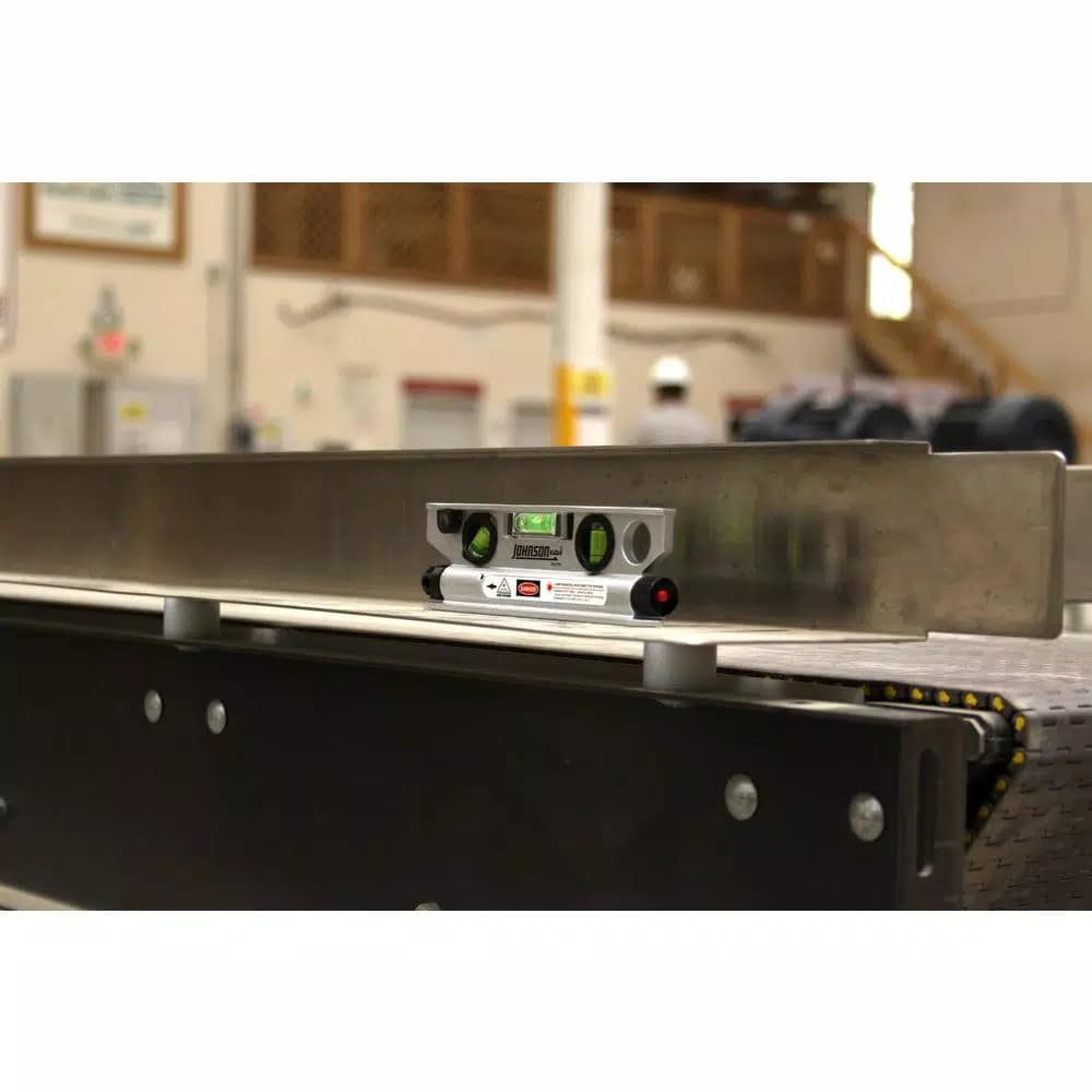 Johnson Magnetic Torpedo Laser Level with Aluminum Frame and 100 ft. Projection